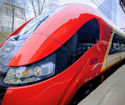 Tak prezentuje się pociąg SKM typu ELf po remoncie