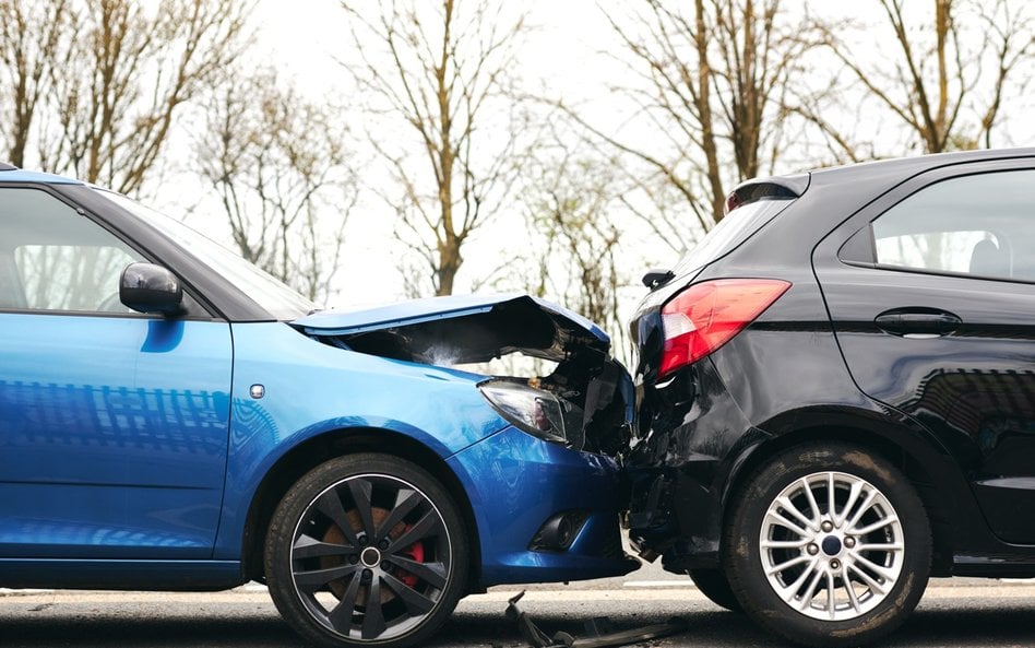 Z mStłuczką łatwiej po kolizji
