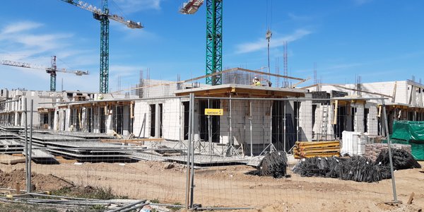 Bycze nastroje deweloperów kontra Bliski Wchód