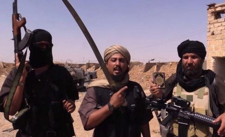 Państwo Islamskie poucza, jak karać i gwałcić niewolnice