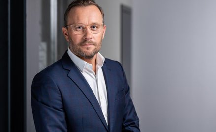 Handel tradycyjny i e-commerce jeszcze długo będą napędzać rynek