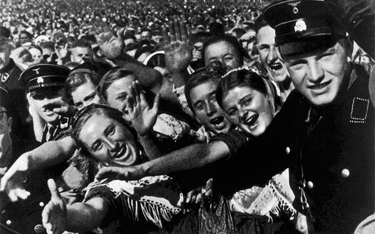 Korespondent „Observera” w Berlinie radził, by film Leni Riefenstahl „Triumf woli” został szeroko ro