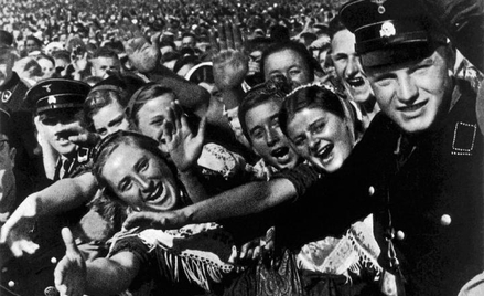 Korespondent „Observera” w Berlinie radził, by film Leni Riefenstahl „Triumf woli” został szeroko ro