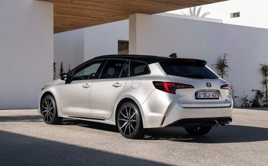 Toyota Corolla Touring Sports