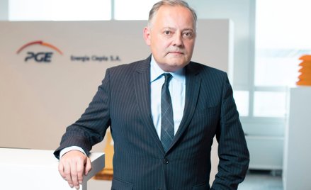 Prezes PGE Wojciech Dąbrowski (na zdjęciu) i prezes ZE PAK Piotr Woźny będą reprezentować Polskę w r