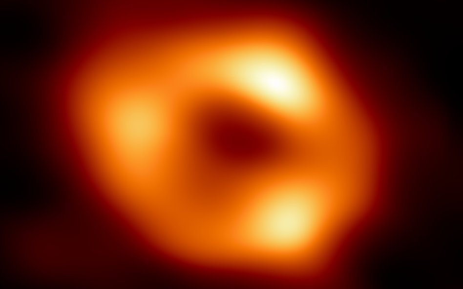 Obraz czarnej dziury Sagittarius A*, wykonany przez Event Horizon Telescope i opublikowany w 2022 ro