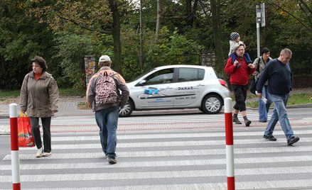 Po wypadku na Bielanach RPO pyta Zarząd Dróg Miejskich, jakie działania podjął