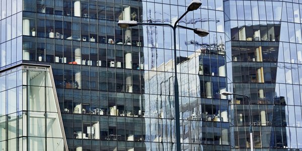 Polowanie na biura premium. Najlepsze powierzchnie znikają, czynsze idą w górę