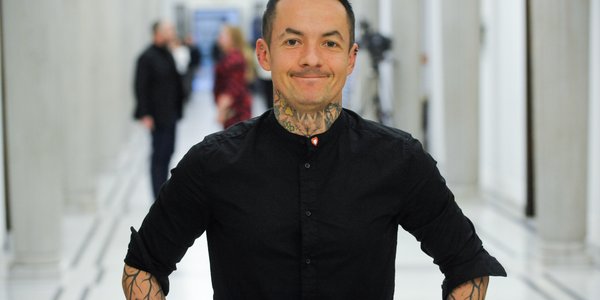 Poseł Józefaciuk kieruje pięcioma zespołami parlamentarnymi, w których jest jedynym członkiem