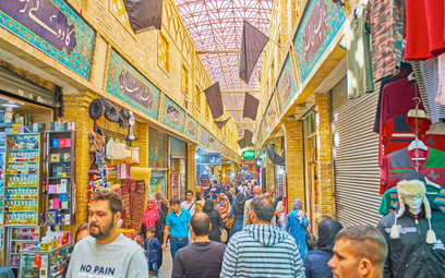 Niezwykłe miejsce, gdzie pragnienia młodych Irańczyków są tolerowane. To Darband – dzielnica Teheran