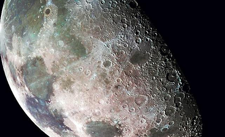 Na Księżycu są minerały, o których badacze dotąd nie wiedzieli
