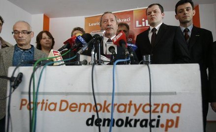 Już pięcioro posłów lewicy skłania się ku Demokratom