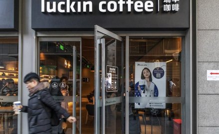 Mieli być rywalem Starbucksa. Luckin Coffee bankrutuje