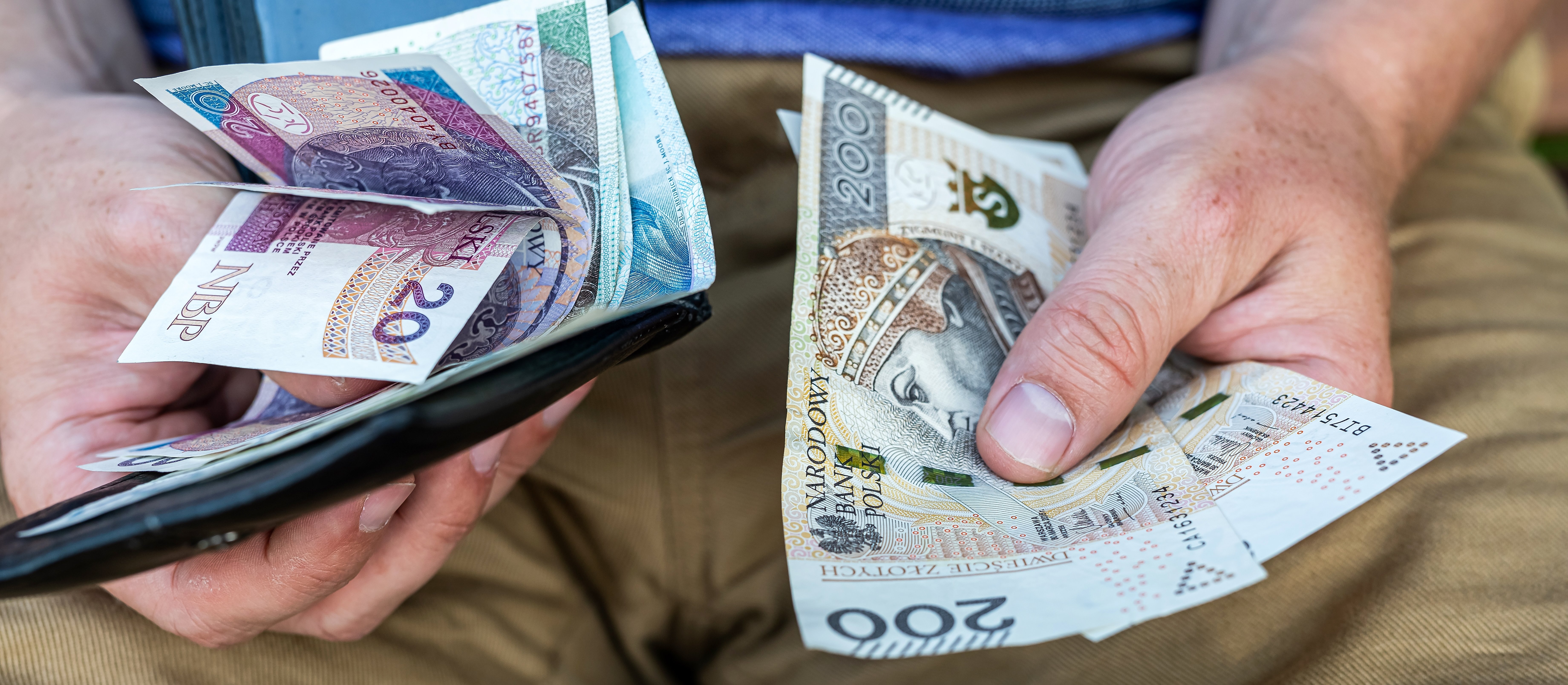 Do 1 maja ostatnie przelewy 13. emerytury. Od 1563 do 1800 zł