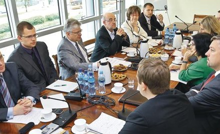 Uczestnicy debaty zorganizowanej wczoraj w redakcji „Rzeczpospolitej” byli zgodni: Polsce brakuje sy
