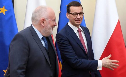 Zarówno premier Mateusz Morawiecki jak i wiceprzewodniczący Komisji Europejskiej Frans Timmermans sz