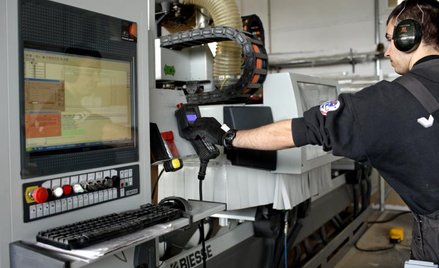 Firma Tobo Datczuk z Białegostoku zyskała nowoczesne maszyny do produkcji mebli dzięki pożyczce ze ś