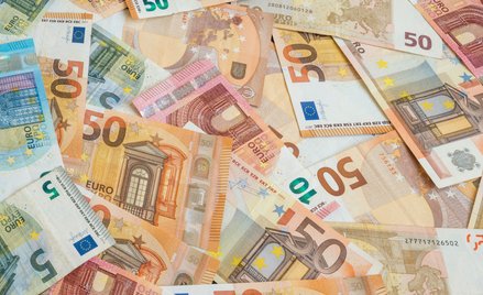 Benecki, Kąsek: Gra o 100 miliardów