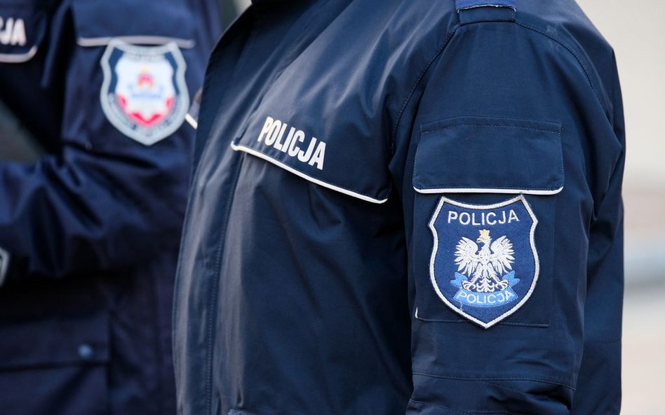 O awansie policjanta decyduje jego przełożony