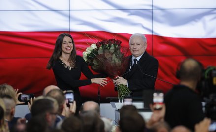 Reuters: Zwycięstwo PiS wzbudzi obawy o standardy demokratyczne