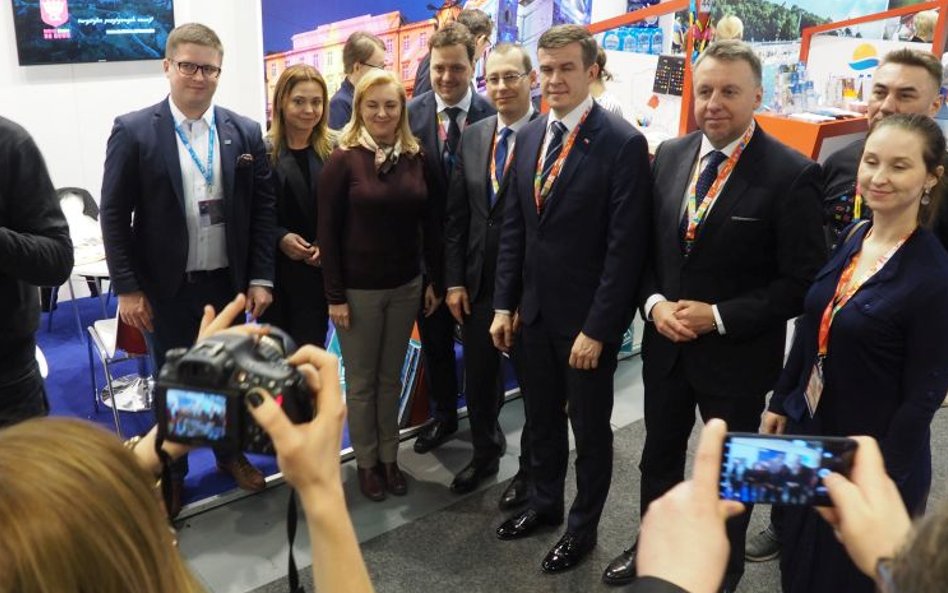 Łodzianie zażyczyli sobie zdjęcia pamiątkowego z ministrem.