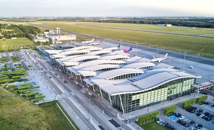 Wrocław: W wakacje może wrócić 90 procent połączeń