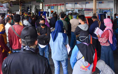 Indonezja opóźni przeniesienie stolicy przez epidemię