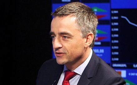 - Gdyby walutą Polski w 2016 r. było euro, nasze koszty byłyby niższe o łącznie 18,7 mln zł. Patrząc