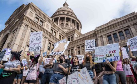 Demonstracja przeciwników antyaborcyjnych przepisów w Austin, w Teksasie
