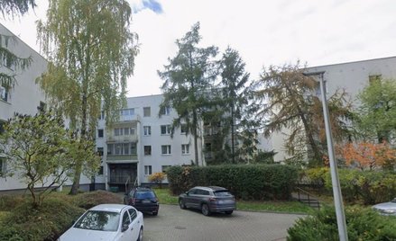 Blok przy ul. Hirszfelda 2