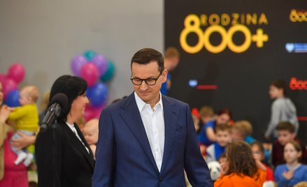 Im bardziej Polacy przyglądają się obietnicom, tym bardziej widać, że PiS (na zdjęciu premier Mateus