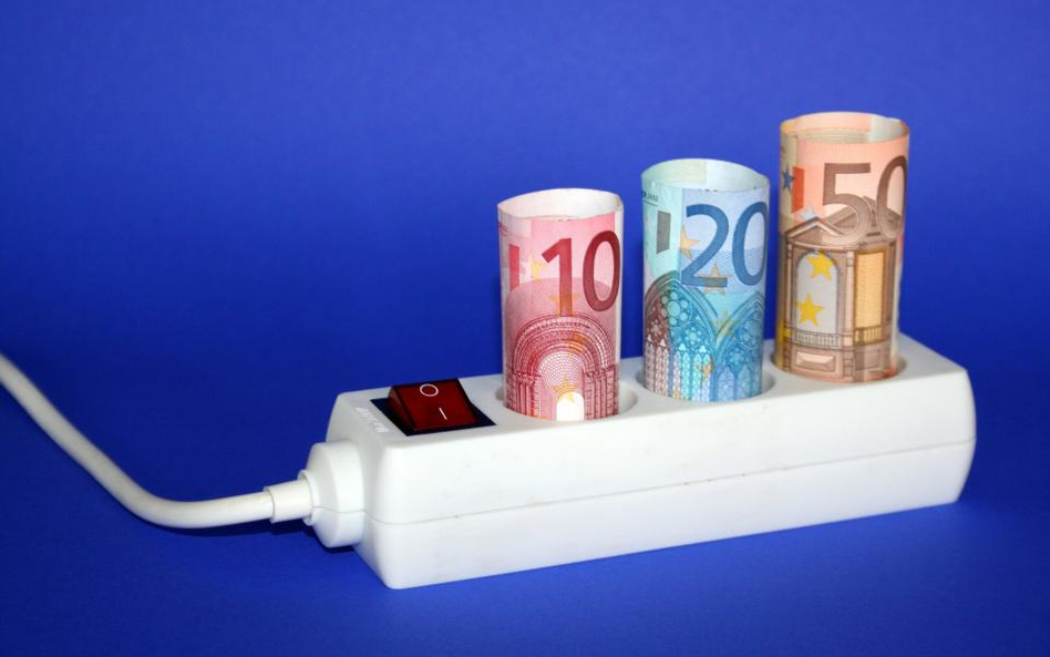 Jak spółki energeryczne powinny rozliczać się za utracony prąd