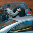 Olsztyn, kwiecień 2008 r.: zatrzymanie policjanta podejrzanego o zaniedbania w śledztwie w sprawie p