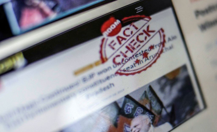 Jak odróżnić prawdę od fake news?