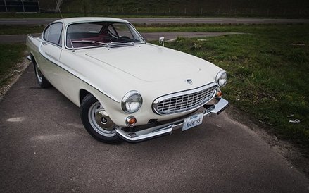 Volvo P1800 S