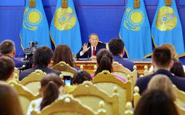 Prezydent Kazachstanu kazał rządowi podać się do dymisji