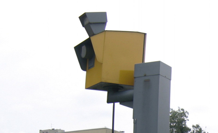 System z fotoradarów pomylił auto z kobietą. Mandat wystawił na podstawie napisu na bluzce