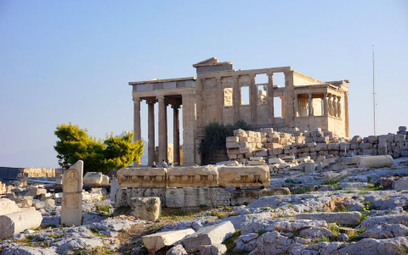 Wokół Akropolu znów stanie mur