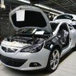 Opel zatrzymuje produkcję aut
