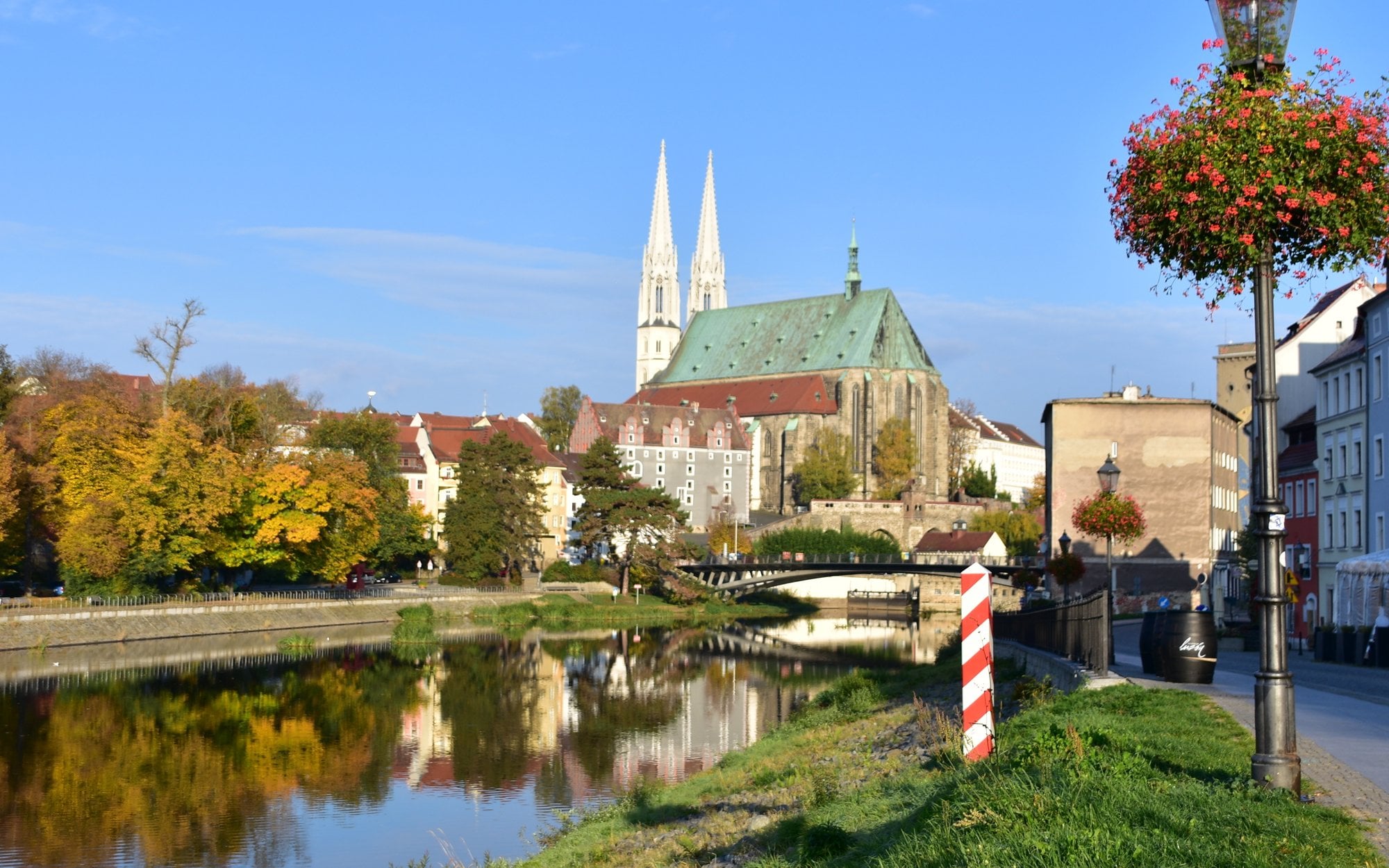 Formuszewicz, Cichocki: Między współpracą a rezerwą. Polska percepcja Niemiec
