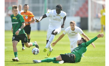 W ubiegłym sezonie Puszcza Niepołomice grała jeszcze z takimi rywalami jak Górnik Łęczna. Teraz czek