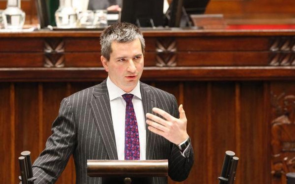 Nawet 54,6 mld zł luki w budżecie