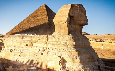 Sfinks i piramidy w Gizie. Niewiele pozostało z potęgi faraonów