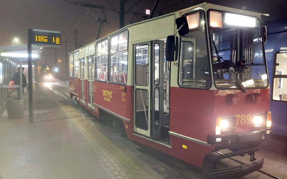 Tramwaj do odladzania trakcji