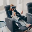 VR