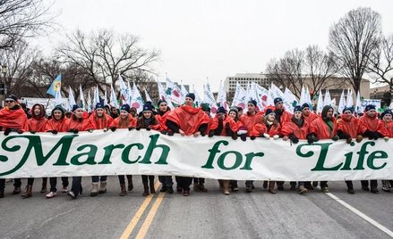 55 milionów aborcji w 40 lat