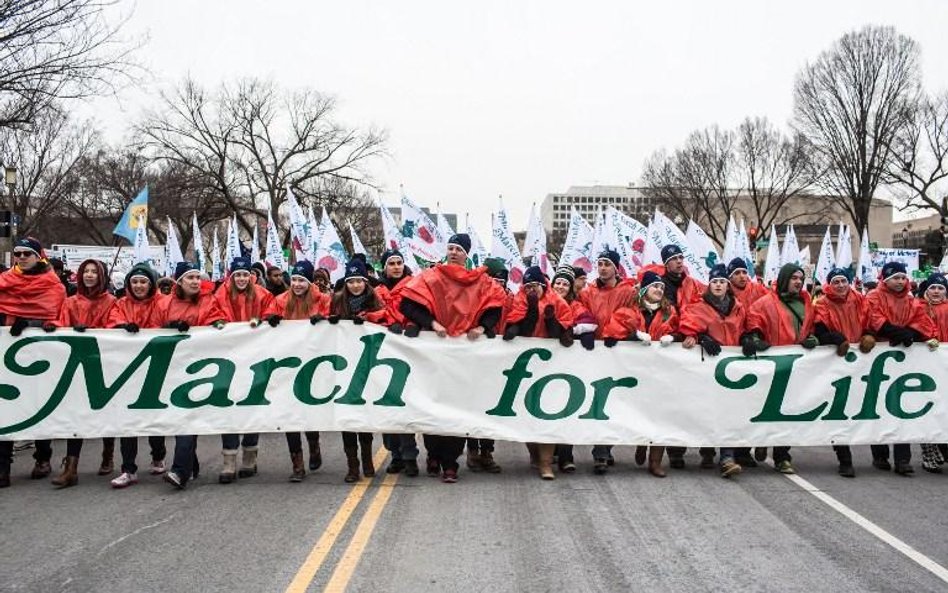 55 milionów aborcji w 40 lat