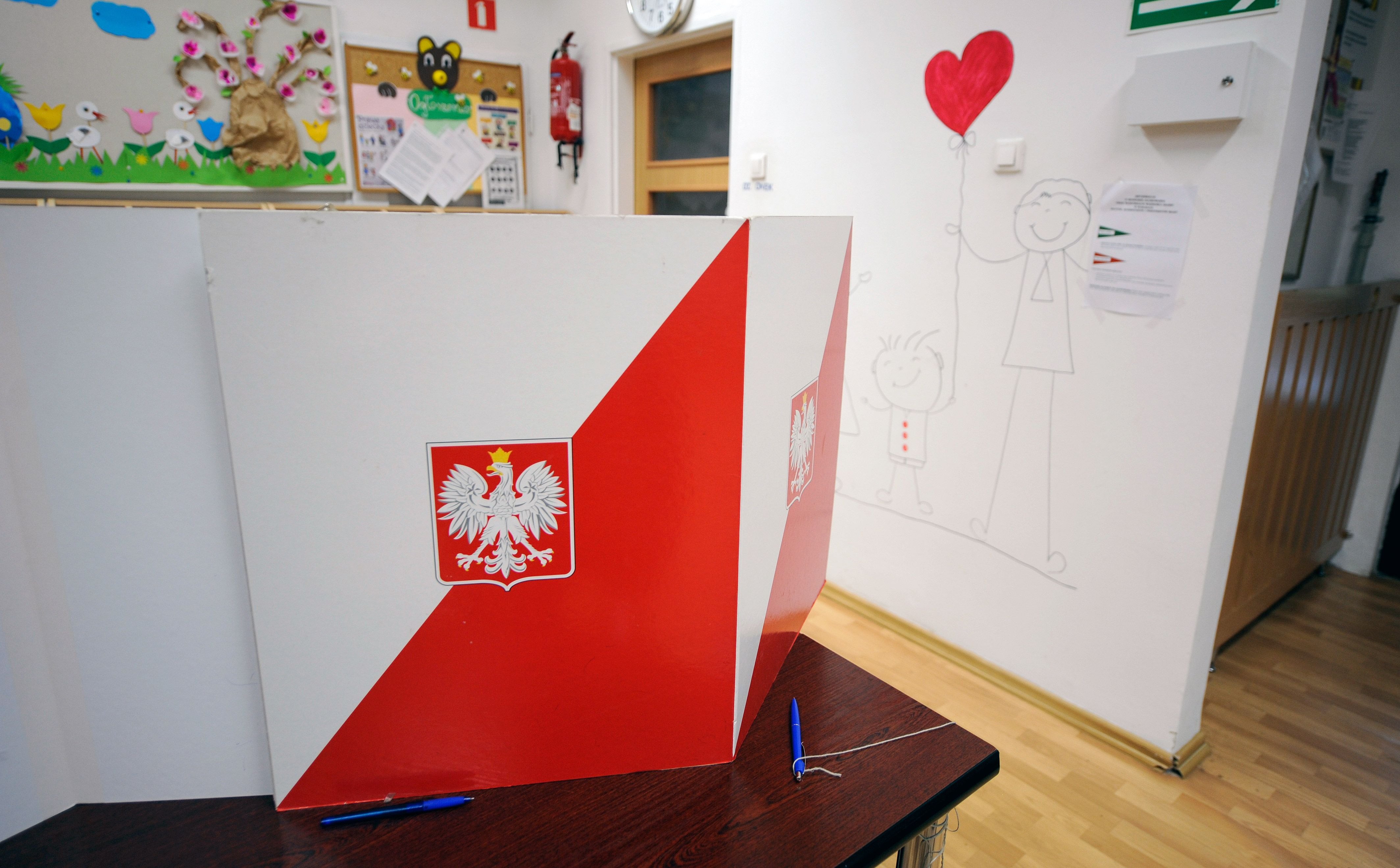 Pierwsza debata wszystkich kandydatów. Będą wzajemnie się przepytywać