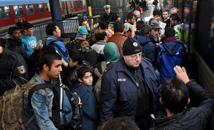 "Wpuszczanie uchodźców to poświęcenie Żydów"