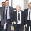 Po aferze z tablicą w Stoczni: PiS powinien chronić prezesa przed kolegami
